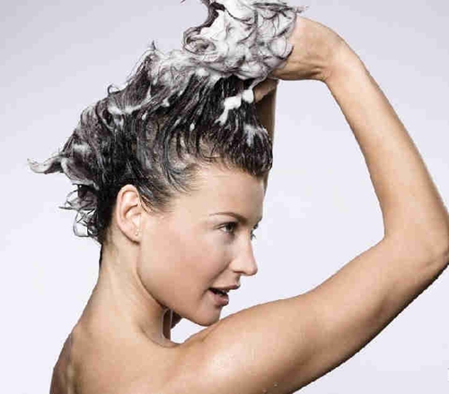 脱发可能是洗出来的 7个错误加重脱发