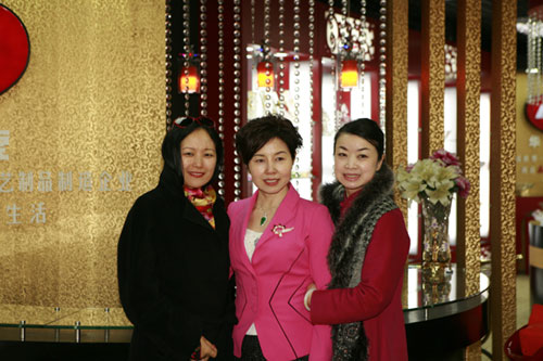 家女和她的中国梦--访河北省华莹集团董事长杨明华