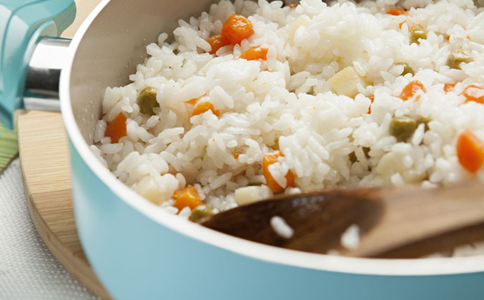 米饭夹生怎么办 米饭夹生如何补救 夹生米饭补救方法